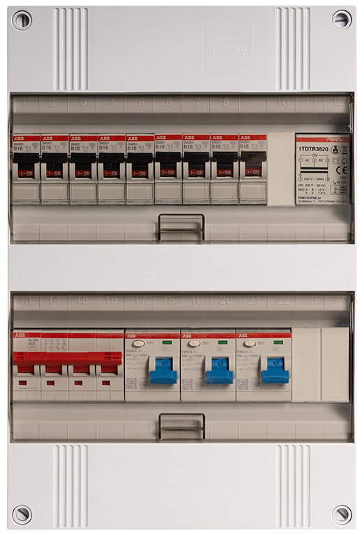 Groepenkast Abb 3-fasen, 9 groepen + beltrafo, 40A 4P 3 x 40/0,03A 2P 